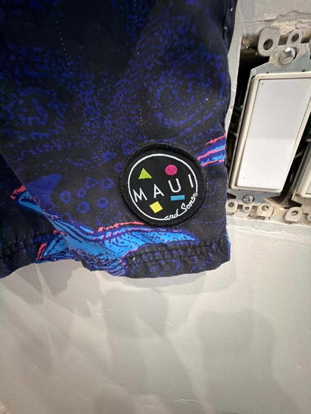 Maui and Sons Boys Shark Allover Print Swim Trunks Size L‎ 10/12